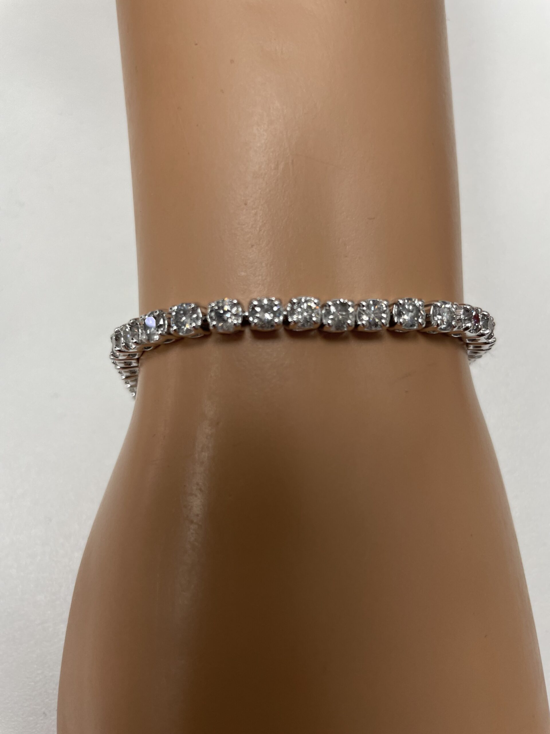 BR09058203-scaled-1