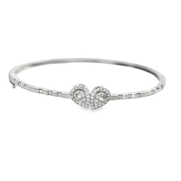 BA02872-W-scaled-1