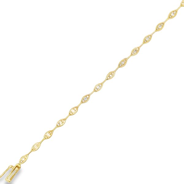 BR10933-Y-scaled-1
