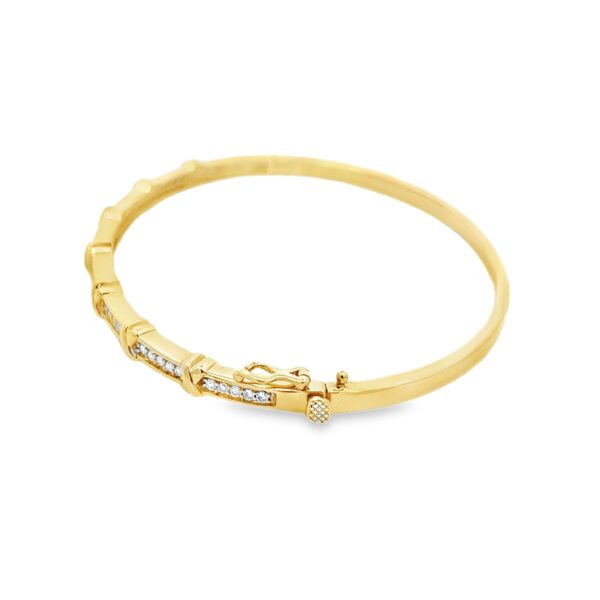 BA02895-Y