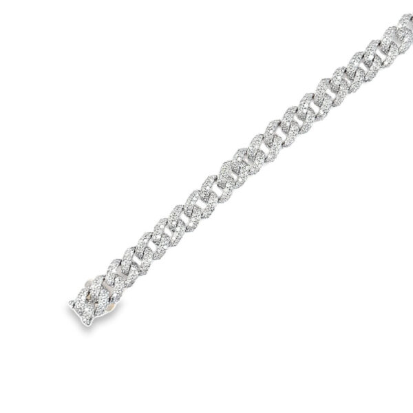 BR09863-Y