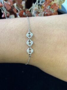 Diamond Clover Chain Bracelet
