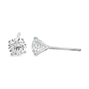 Round Diamond Stud Earrings