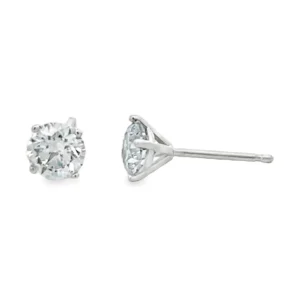 Round Diamond Stud Earrings