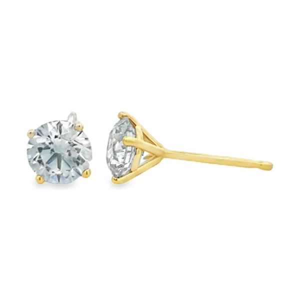 Round Diamond Stud Earrings