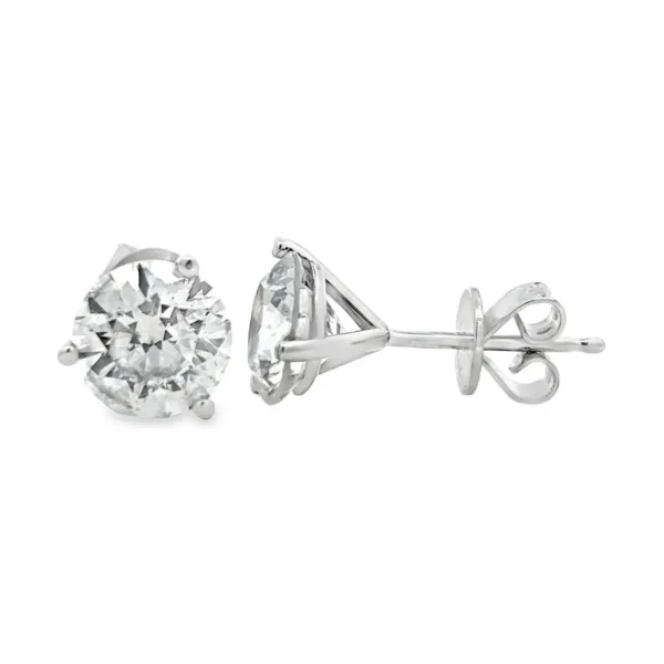 Round Diamond Stud Earrings