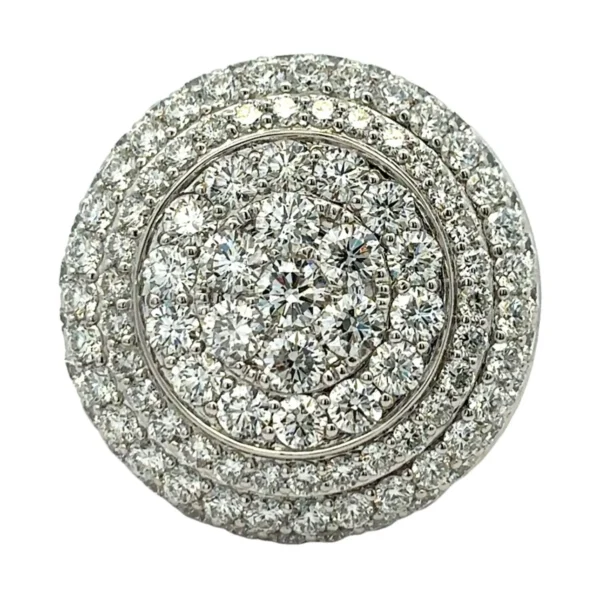 Round Cluster Diamond Ring