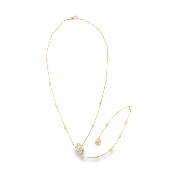 Diamond Cluster Pendant Necklace