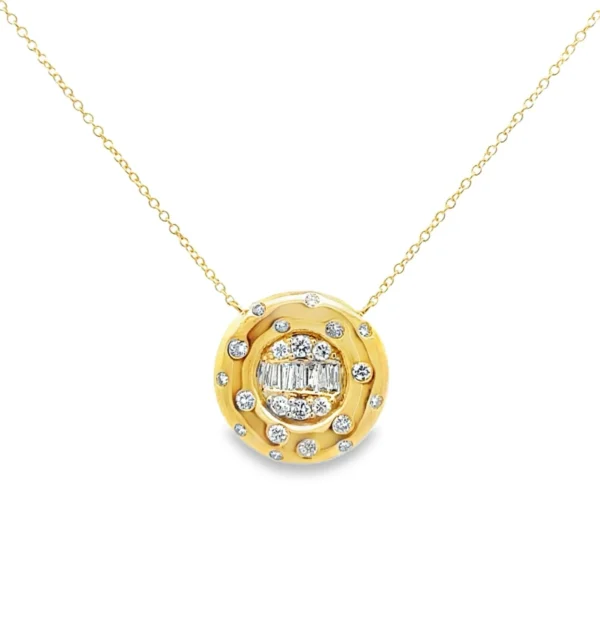 Round Diamond Pendant Necklace
