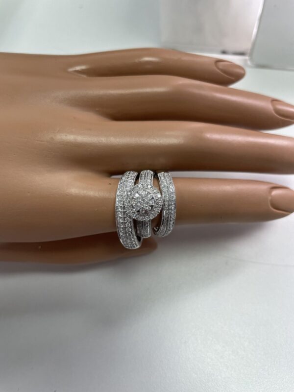 RN31757-W