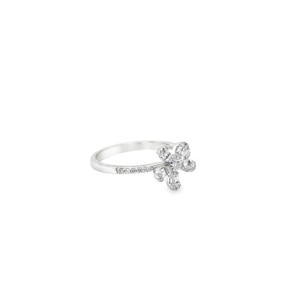 RN32405-W