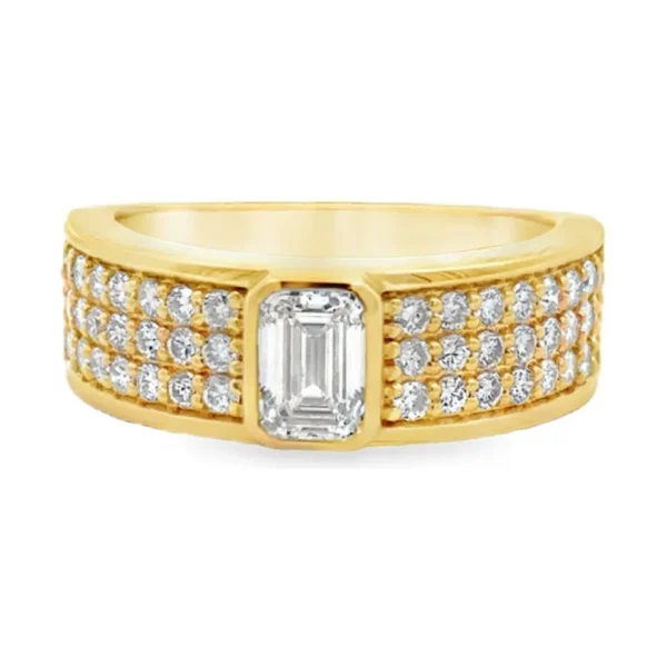 Emerald Cut Diamond Band