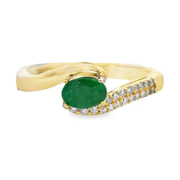 Oval Green Stone Ring