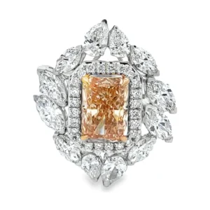 Radiant Cut Diamond Ring