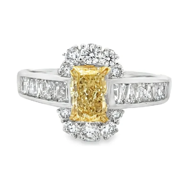 Radiant Cut Diamond Ring