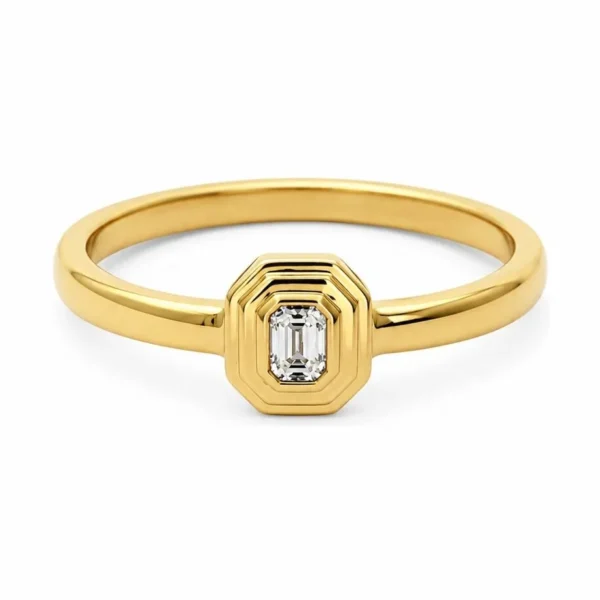 Emerald Cut Diamond Ring